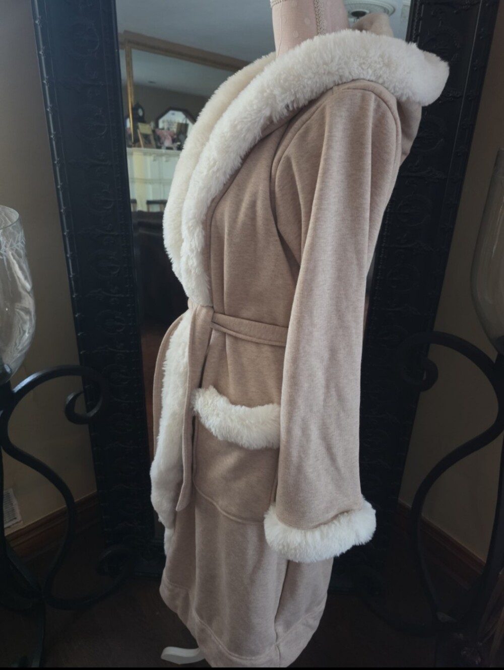 UGG Duffield Deluxe II Robe - Picture 4 of 5